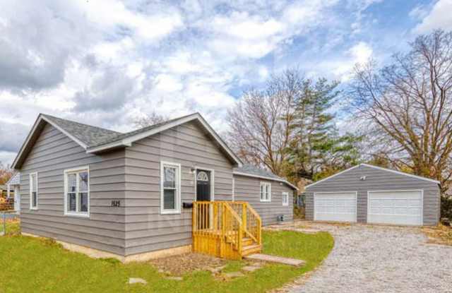 Photo of 1625 North Berwick Avenue