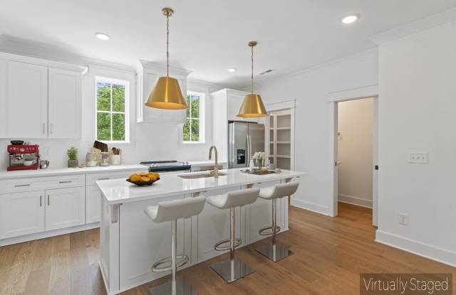 2030 Maple View Lane - 1