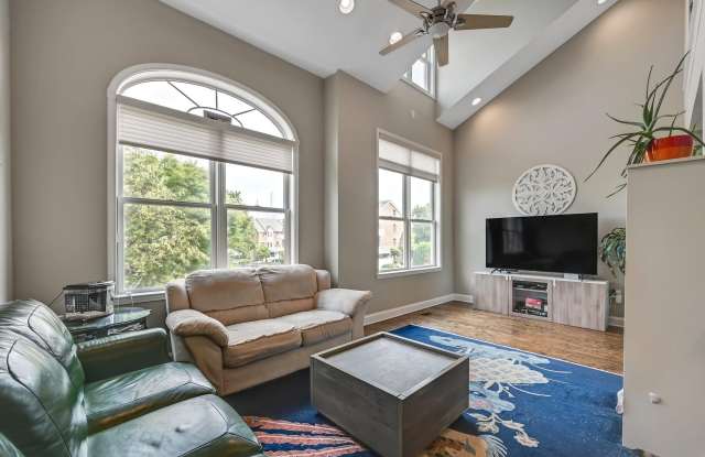 172 PRICE CT