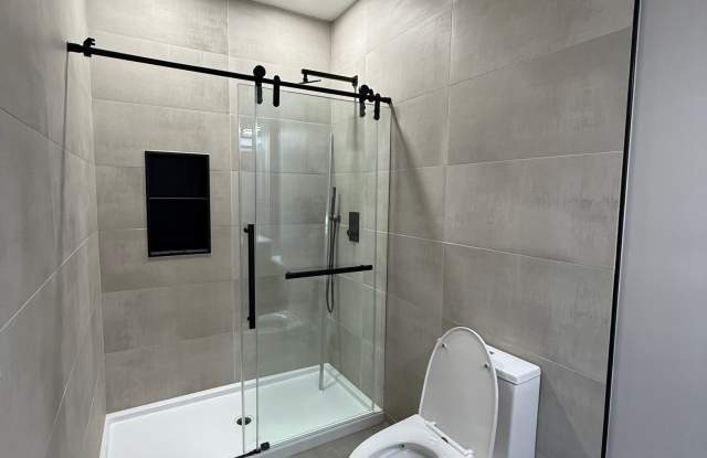 6443 South Peoria Street