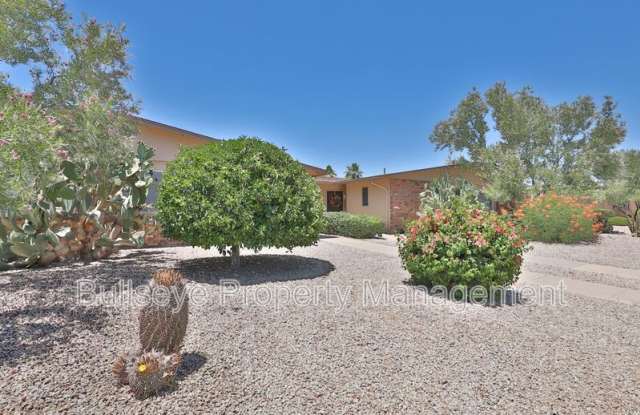 19470 N Camino Del Sol