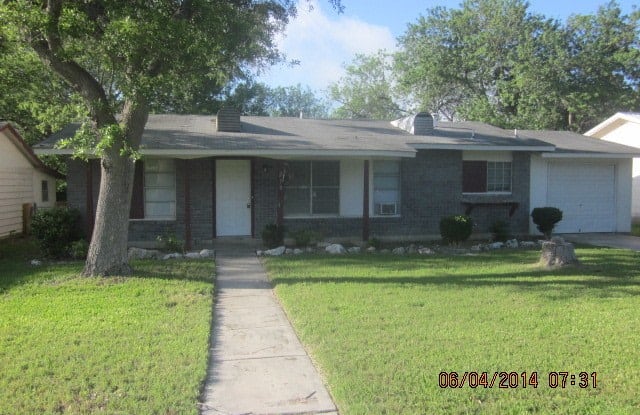 210 NORTHVIEW DR - 210 Northview Drive, Universal City, TX 78148