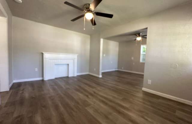 3208 Northwest 30th Street