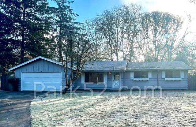 3 Bedroom Rambler in Lakewood!