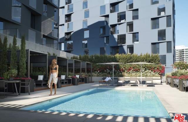 Photo of 8500 W Sunset