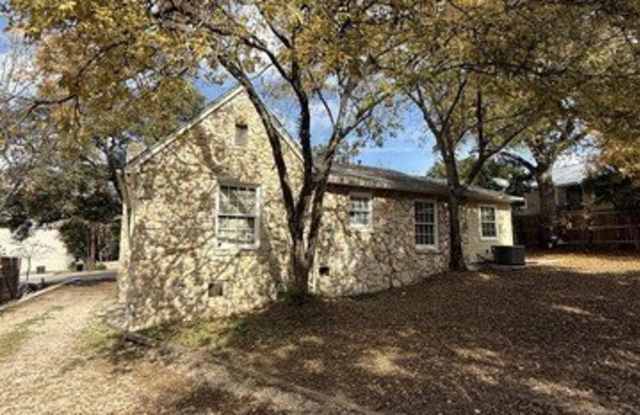 112 E Sunset Rd