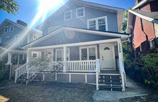 1337 N 6th Street