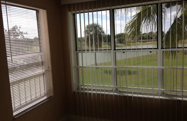 3320 Pinewalk Drive Unit 1723 - 3320 Pinewalk Dr, Margate, FL 33063