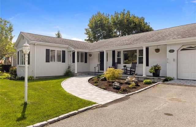 Photo of 331 Third Beach Road