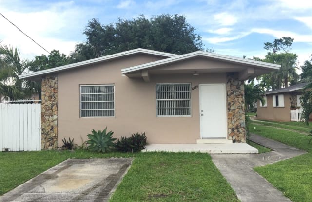 6777 SW 21 St - 6777 SW 21st St, Coral Terrace, FL 33155