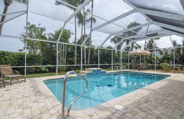 Photo of 956 Treasure Lane