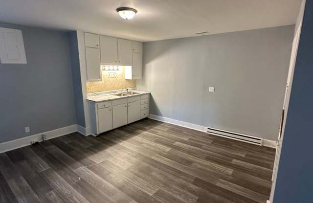 336 North Grand Avenue West