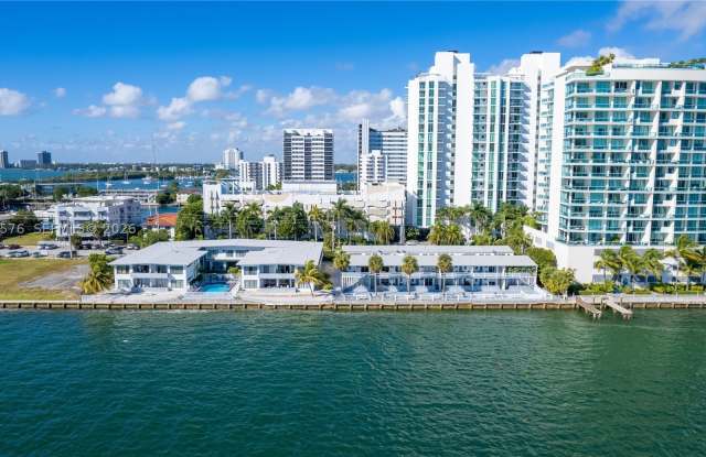 7927 East Dr