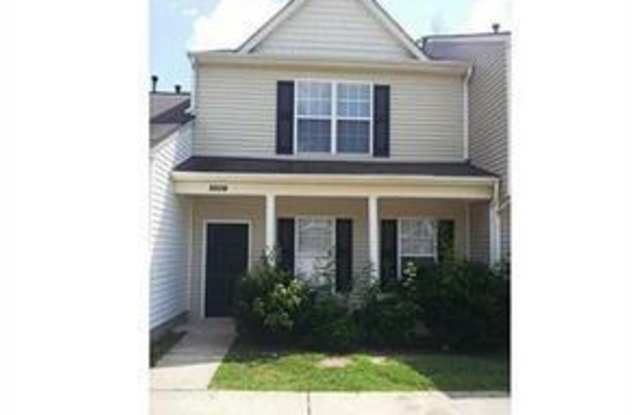 Photo of Coming Soon! 3 bedroom/ 2.5 bathroom Townhouse!