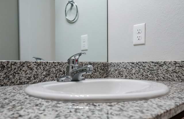 Evergreen Valley Apartments