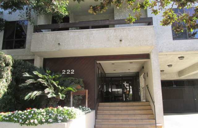 Photo of Burbank 2+2 w/appliances, parking, pool + balcony!