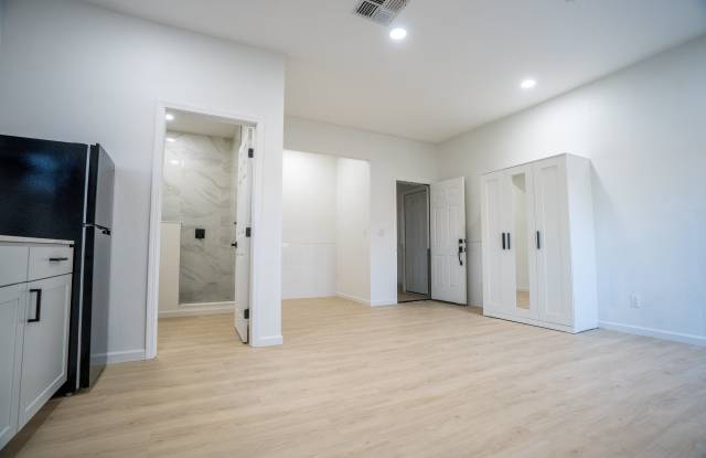 Photo of 2325 Carrigan Street