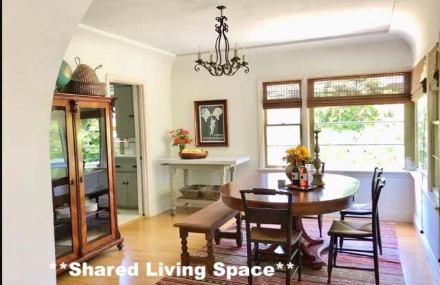 Photo of 1495 Yale Street