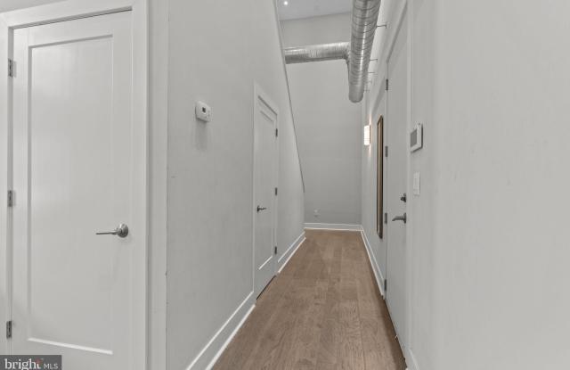 1526-00 RIDGE Avenue unit: 4