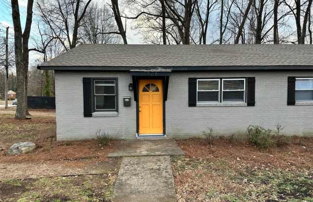 Cute Two Bedroom Home in The Arts District!