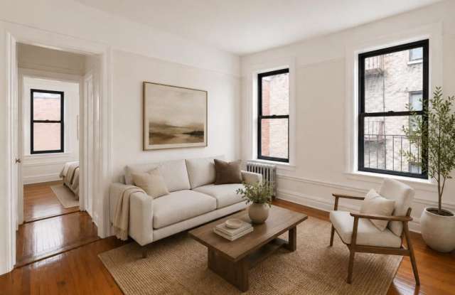 21 Magaw Place