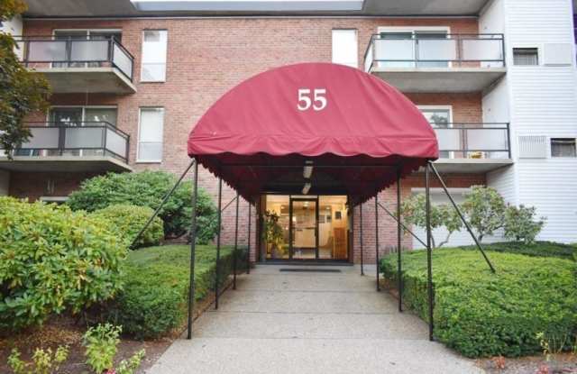 Photo of Broadlawn Park