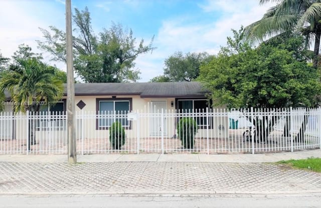 1095 NW 38th St - 1095 Northwest 38th Street, Miami, FL 33127