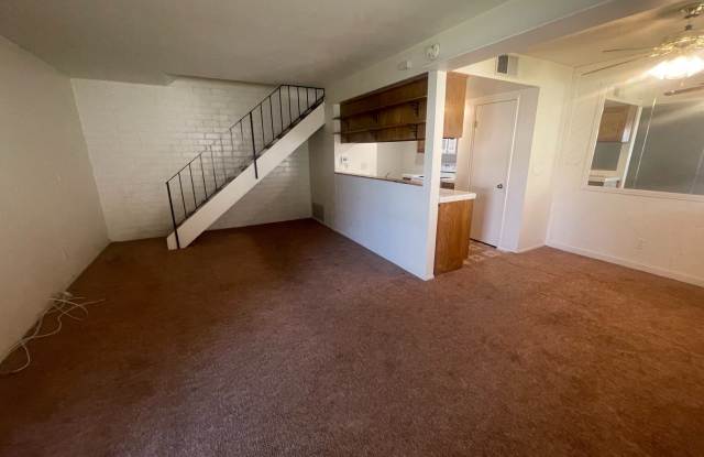 2061 Avenida Refugio