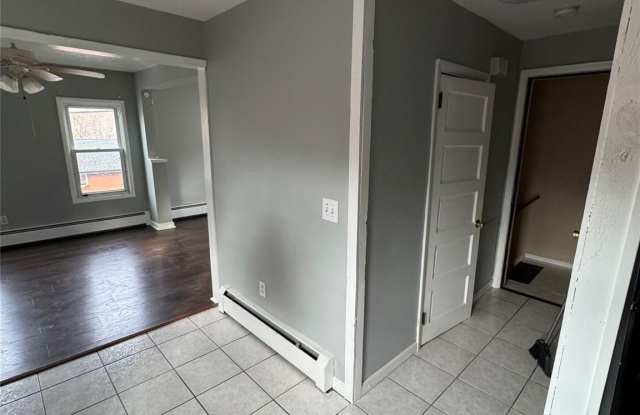 19 Columbus Street unit: 2