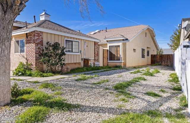 Photo of 37719 Lasker Avenue