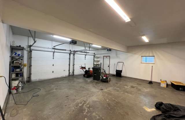 4 bedroom home in Doyon Estates