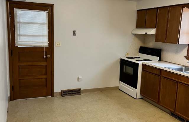 2008 East Smithville Western Road - 1