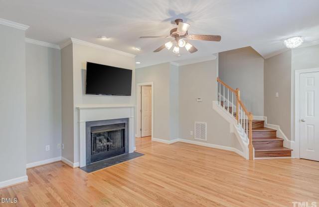 1303 Fairview Club Drive