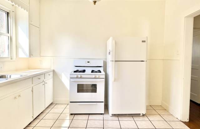 4442 Capital Heights Avenue