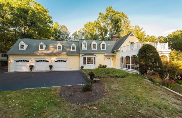 100 Silver Creek Lane - 100 Silver Creek Lane, Norwalk, CT 06850