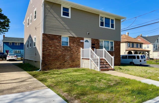 65 Maple Avenue - 65 Maple Ave, Keansburg, NJ 07734