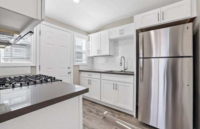 Photo of Huntington Manor Homes