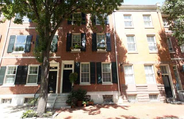 727 SPRUCE Street unit: 1B