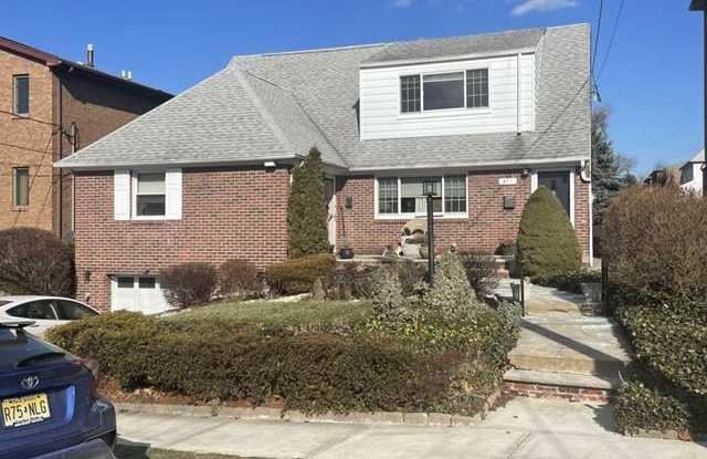 433 Lawton Avenue - 433 Lawton Avenue, Cliffside Park, NJ 07010