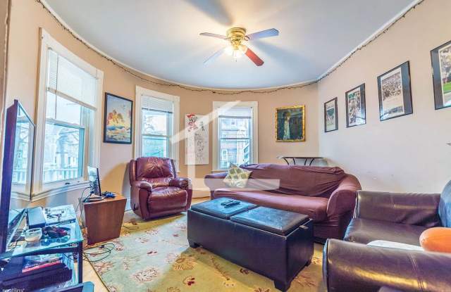 Photo of 23 Euston St #3 Brookline MA 02446