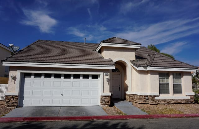 6628 WHISTLING SWAN WAY - 6628 Whistling Swan Way, Spring Valley, NV 89118