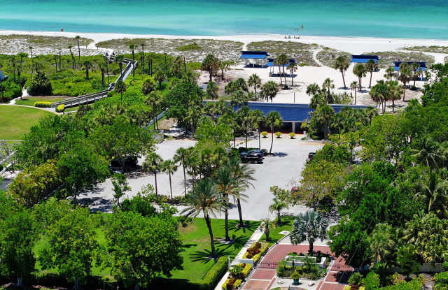 1932 Harbourside Drive