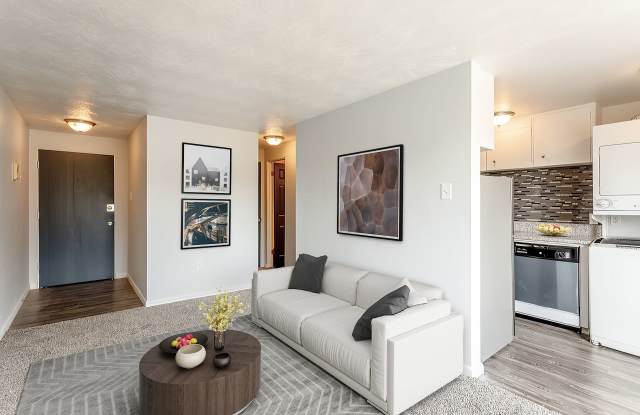 Photo of Greeley Apartments