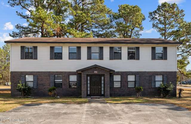 100 Ravenwood Drive unit: C