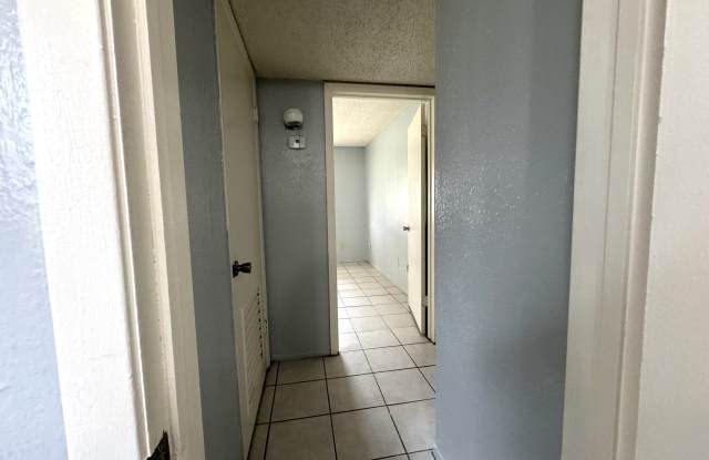 4720 N Calle 12