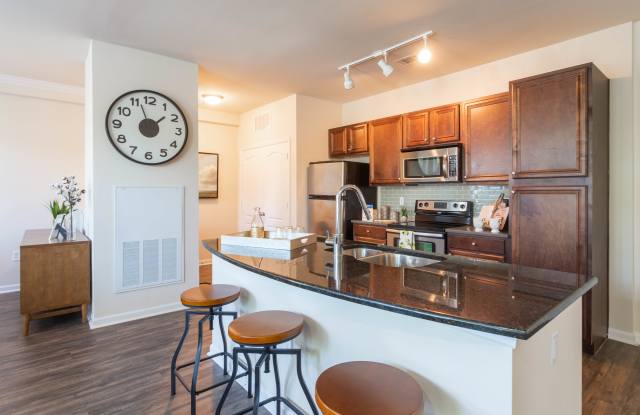 Central Square At Watermark