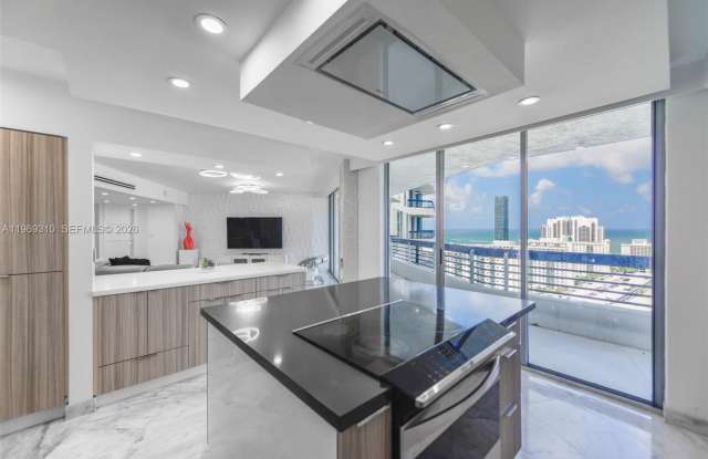 19195 NE 36th Court 2707, Aventura, FL 33180