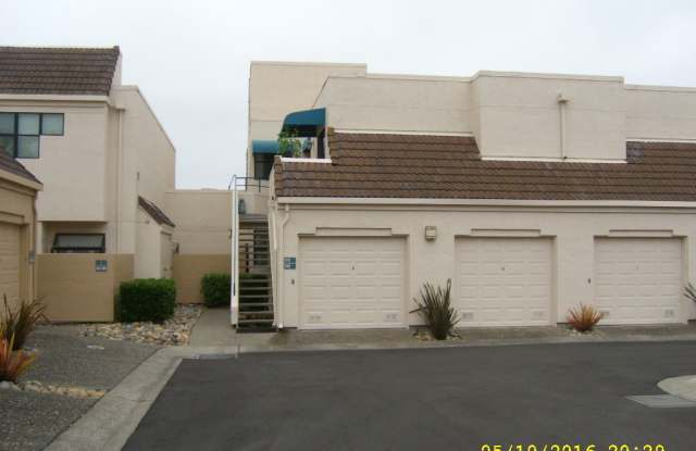 Mariners Landing Waterfront 1 Bed / 1 Bath Condo in Gated Community – Near Vallejo Ferry Building