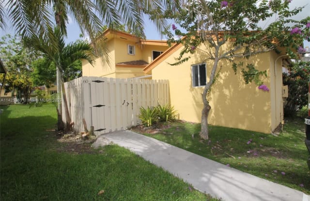 8340 SW 154th Ave - 8340 Southwest 154th Avenue, Kendall West, FL 33193