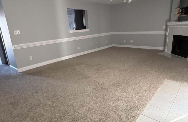 4024 Lucerne Court unit: A